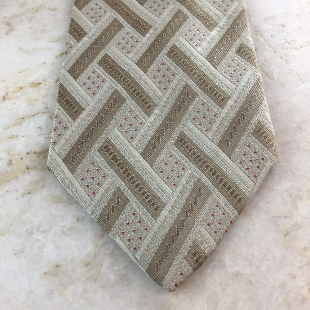 DONNA KARAN SILK TIE